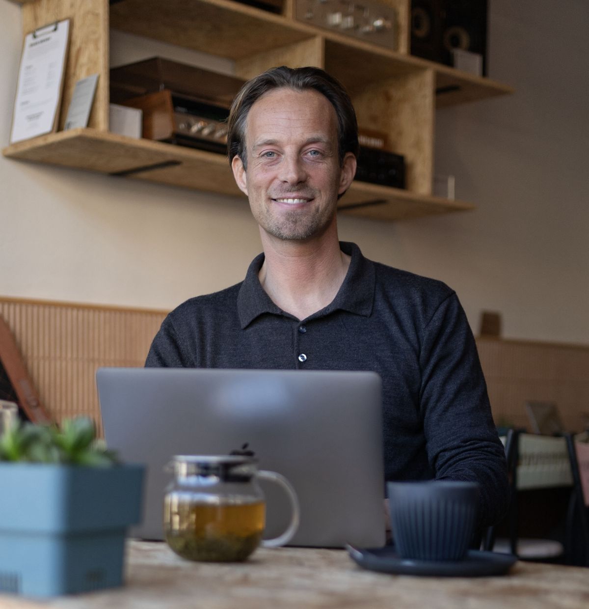 Marketing coach Jop Boersma aan het werk